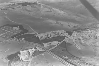 Vue aérienne du centre médical, 1946