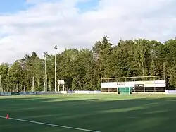 Terrain avec tribunes (2011)