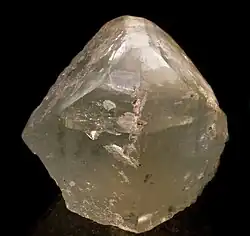 Topaze - Minas Gerais Brésil - (10&nbsp;×&nbsp;7&nbsp;×&nbsp;7&nbsp;cm).