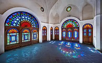 Une pièce à l'intérieur de la maison des Tabatabaei. Octobre 2019.