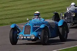 Photo d'une Talbot-Lago T26 en représentation.