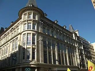 ancien magasin Au Petit Paris.