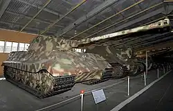 Tiger II au musée de Kubinka avec l'inscription sur le canon "Glory to the Captain Korobov!"