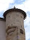 Poivrière et gargouille au nord-est (juin 2013).