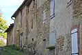 Maisons dans le village.