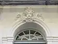 Mascaron de gauche côté rue Kervégan