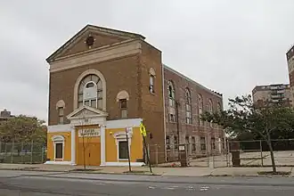 Ancienne synagogue.
