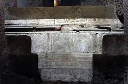 Vestiges du temple.