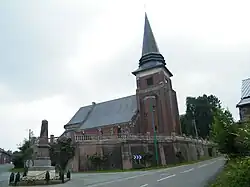L'église Saint-Médard.
