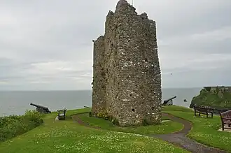 Les ruines du château de Tenby&nbsp;(en).