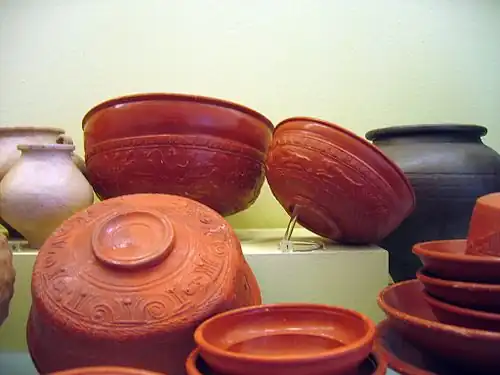 Céramique sigillée rouge, musée régional archéologique de Constance, Allemagne.