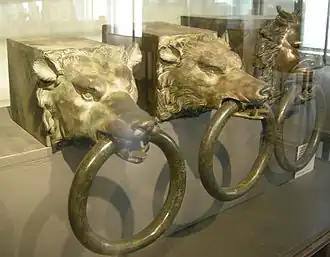Têtes d'animaux