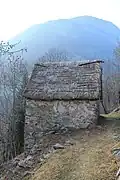 Toit de chaume de seigle (Italie,  Piémont, Valdieri).
