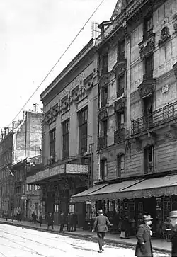 No&nbsp;50 : l'Alhambra vers 1925.