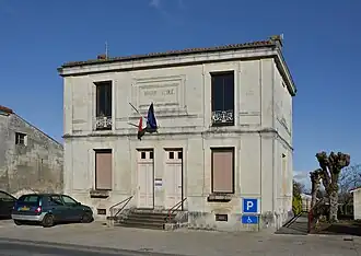 Thénac (Charente-Maritime)