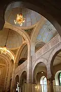 Intérieur de la synagogue.