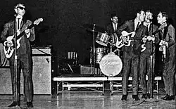 Description de l'image The Astronauts 1966.jpg.