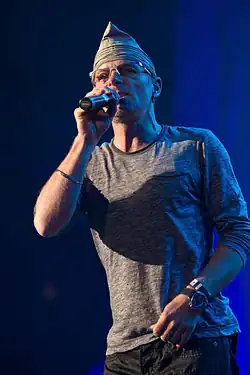 Description de l'image The Bad Powells ESC2015 Eurovision Village 16 Thomas Forstner.jpg.