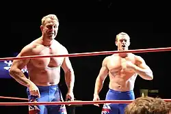 Brutus Magnus et Doug Williams sur le ring