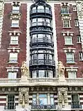 Façade sur Broadway.