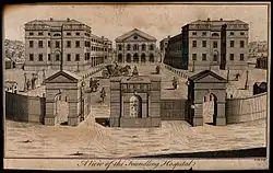 Vue d'ensemble d'un hôpital pour enfants abandonnés au XVIIIe siècle. Bâtiment classique rectangulaire avec des annexes, des portails arqués et des allées. Illustration en tons gris et beiges, style gravure, composition symétrique et perspective frontale.