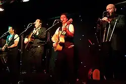 Description de l'image The High Kings on stage.jpg.