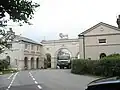 Le Grand Lodge à Glynllifon depuis le parc