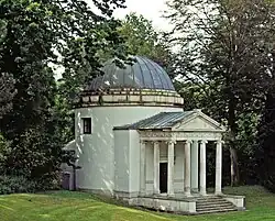 Temple Ionique.