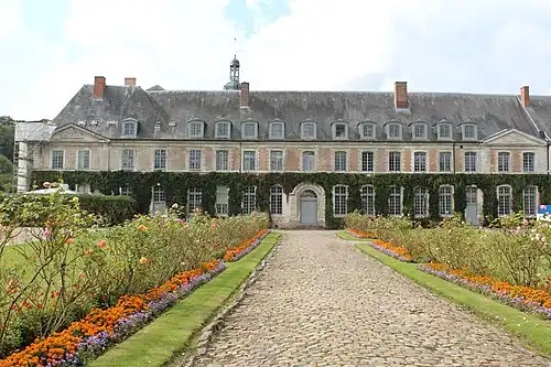 Bâtiment abbatial.