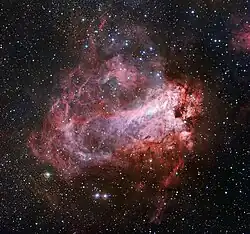 Cette image à large champ a été captée par l'instrument WFI du télescope de 2,2 mètres MPG-ESO de l'observatoire de La Silla. (ESO).