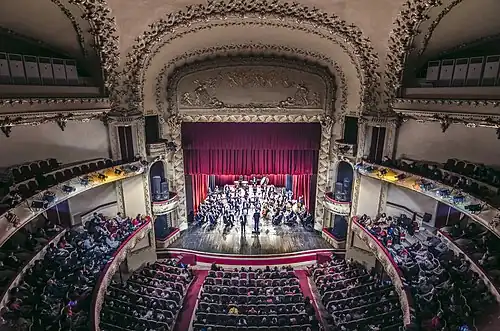 L'intérieur du théâtre de Tunis.