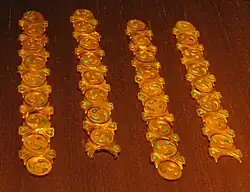 Parure de plaques