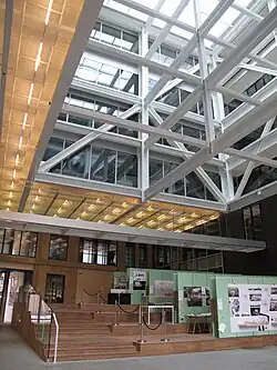 photo d'une entrée d'immeuble