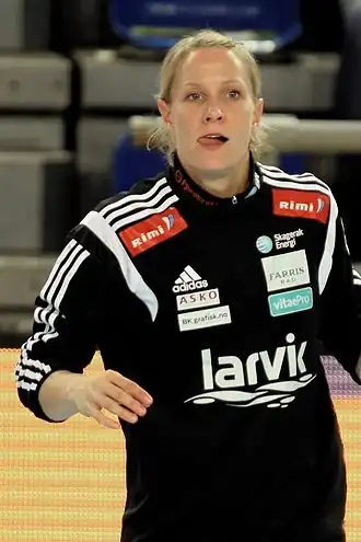 Le 15 novembre 2014, lors de la rencontre de Ligue des champions - Metz Handball / Larvik HK.