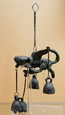 Tintinnabulum de bronze, Musée de Naples (cabinet secret).