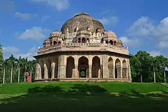 Tombeau de Mohammed Shah (Dynastie des Sayyid, XVe&nbsp;siècle) dans les jardins de Lodhi.