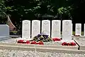 Les tombes de soldats anglais dans le cimetière.