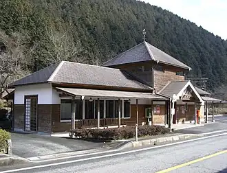 Image illustrative de l’article Gare de Tomihara