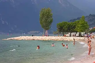 Plage publique de Torbole.