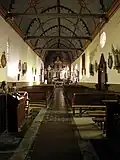 Intérieur, vue du fond de la nef