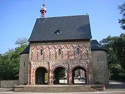 Abbaye de Lorsch, ancienne entrée.