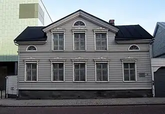 Torikatu 30.
