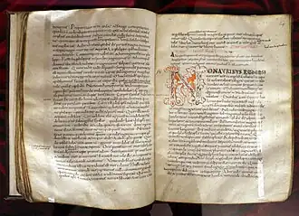 photo montrant un livre ouvert.