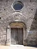 Portail de l'église de Touches.