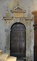 Porte à la cathédrale Saint-Étienne (1613-1614).