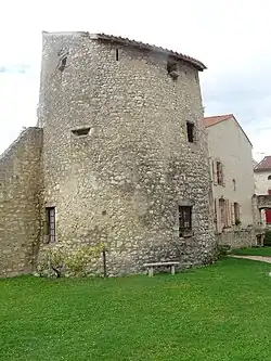 Tour prison