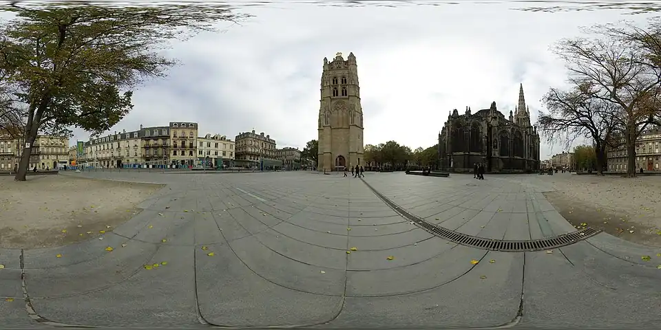 Cathédrale Saint-André et tour Pey-Berland.
