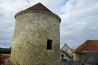 Tour du XIIIe