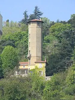 Tour de guet Fontanières à Sainte-Foy-lès-Lyon (Rhône)