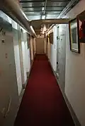 Un des couloirs du bunker
